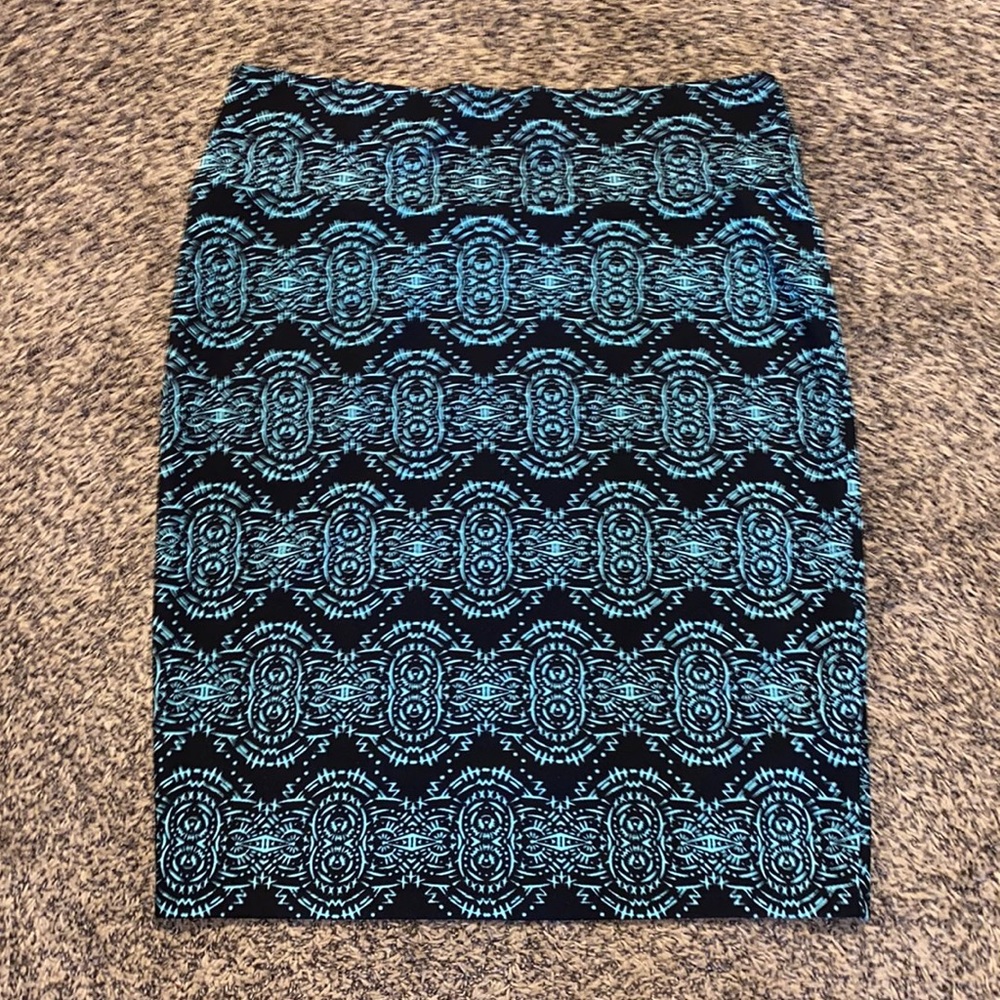 LuLaRoe XL Cassie pencil skirt